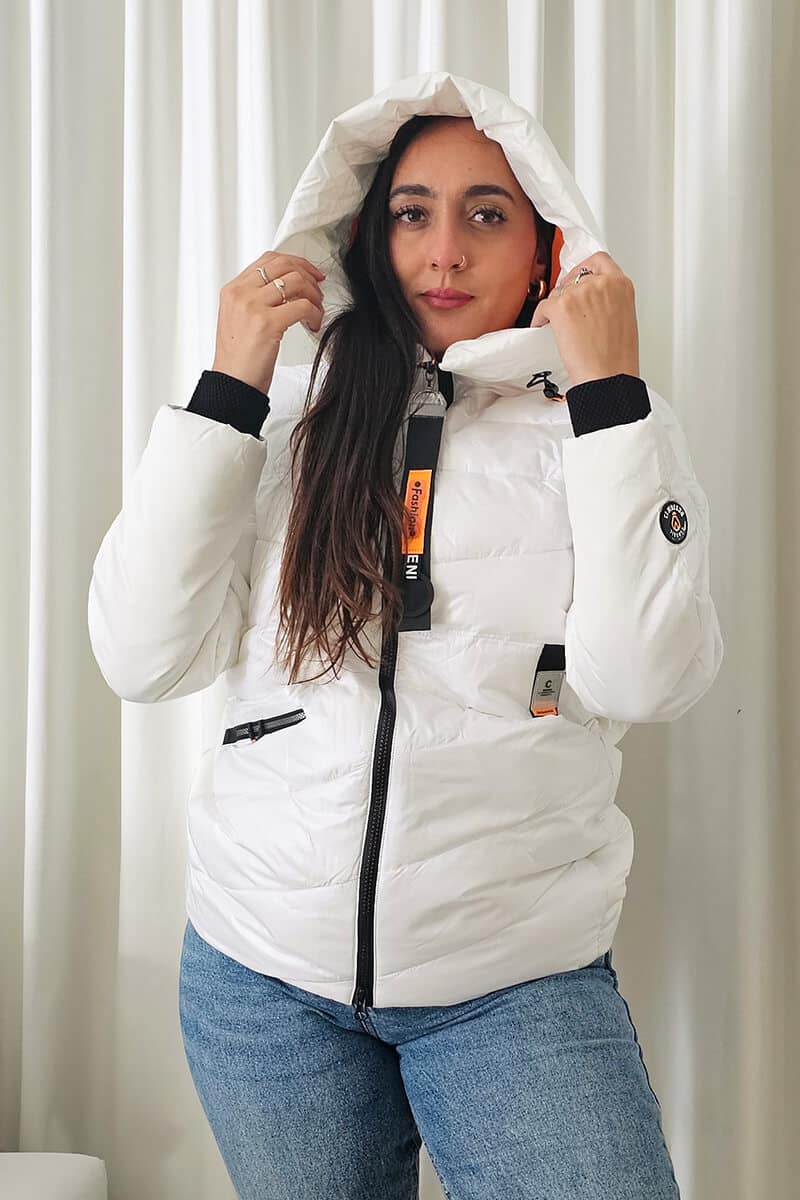 Campera elegante con aislante térmico - Imagen 2